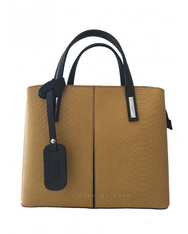 Handtasche