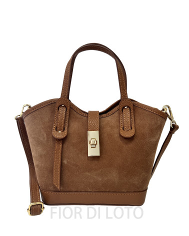 Borsa a Mano - Novella